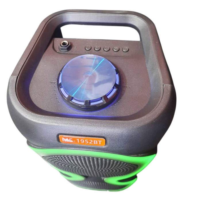 parlante recargable con radio FM